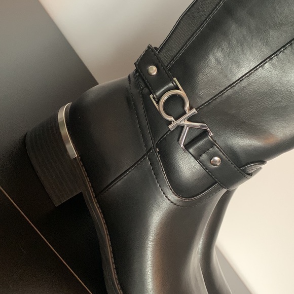 NWOT Women's Daphny Pointy Toe Block Heel Casual Regular Boots - Picture 8 of 16